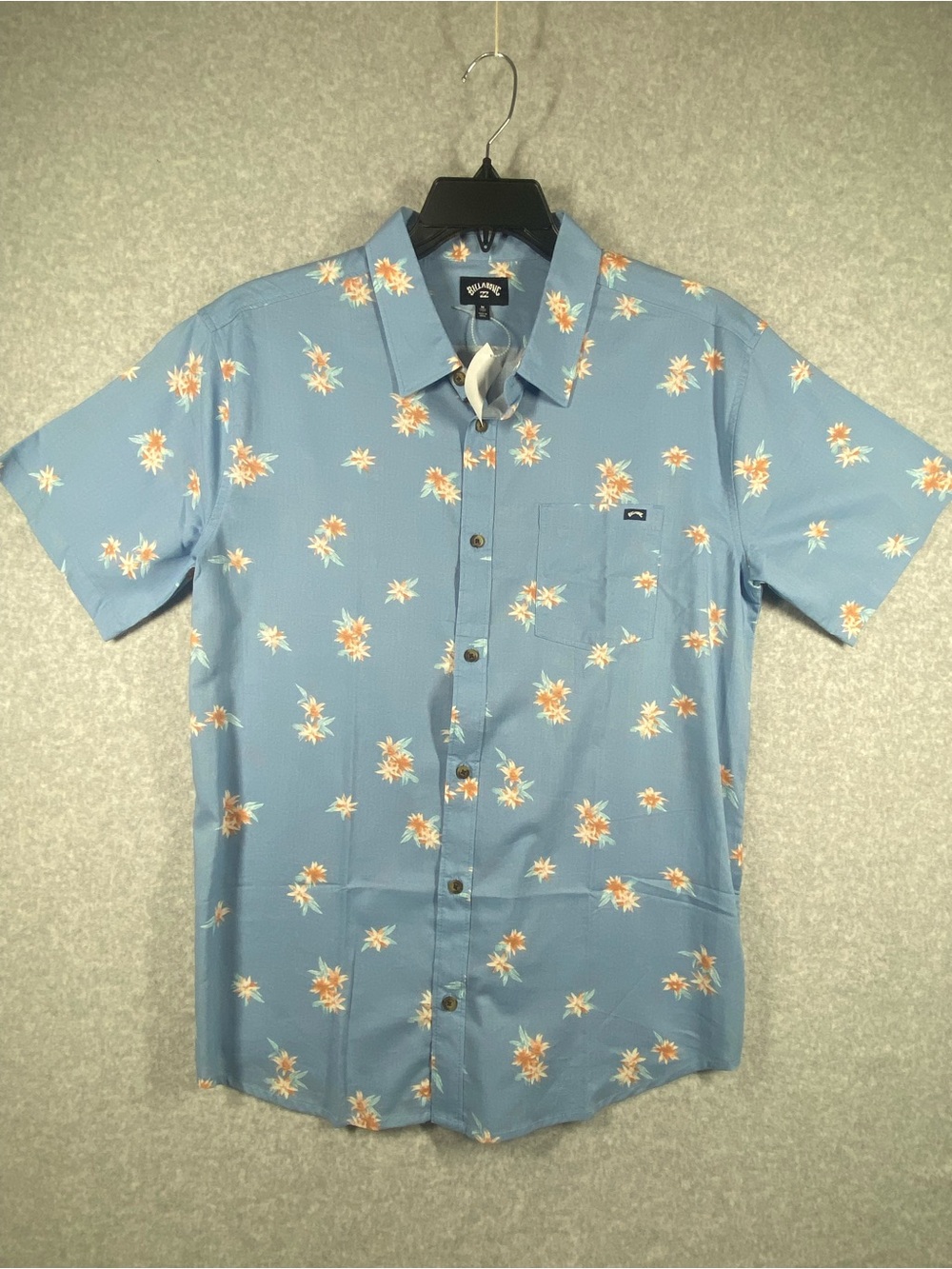 Billabong Polo shirt men’s Size M light blue floral short sleeve casual NWT